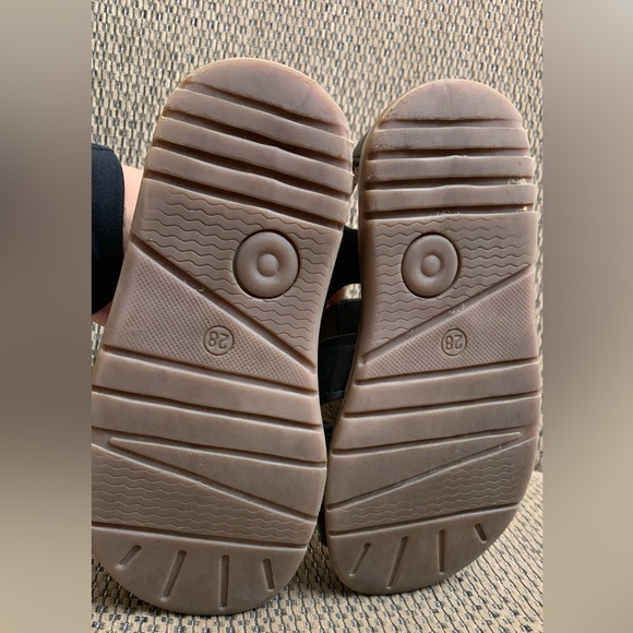 Children’s Coloso Black Leather Sandals - Picture 7 of 11